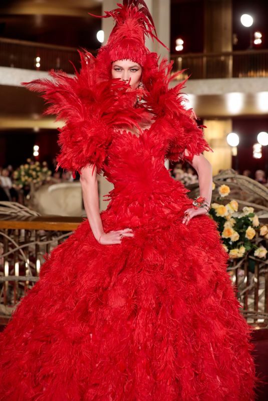 KARLIE KLOSS at Dolce & Gabbana Alta Moda Fashion Show in New York 04/08/2018