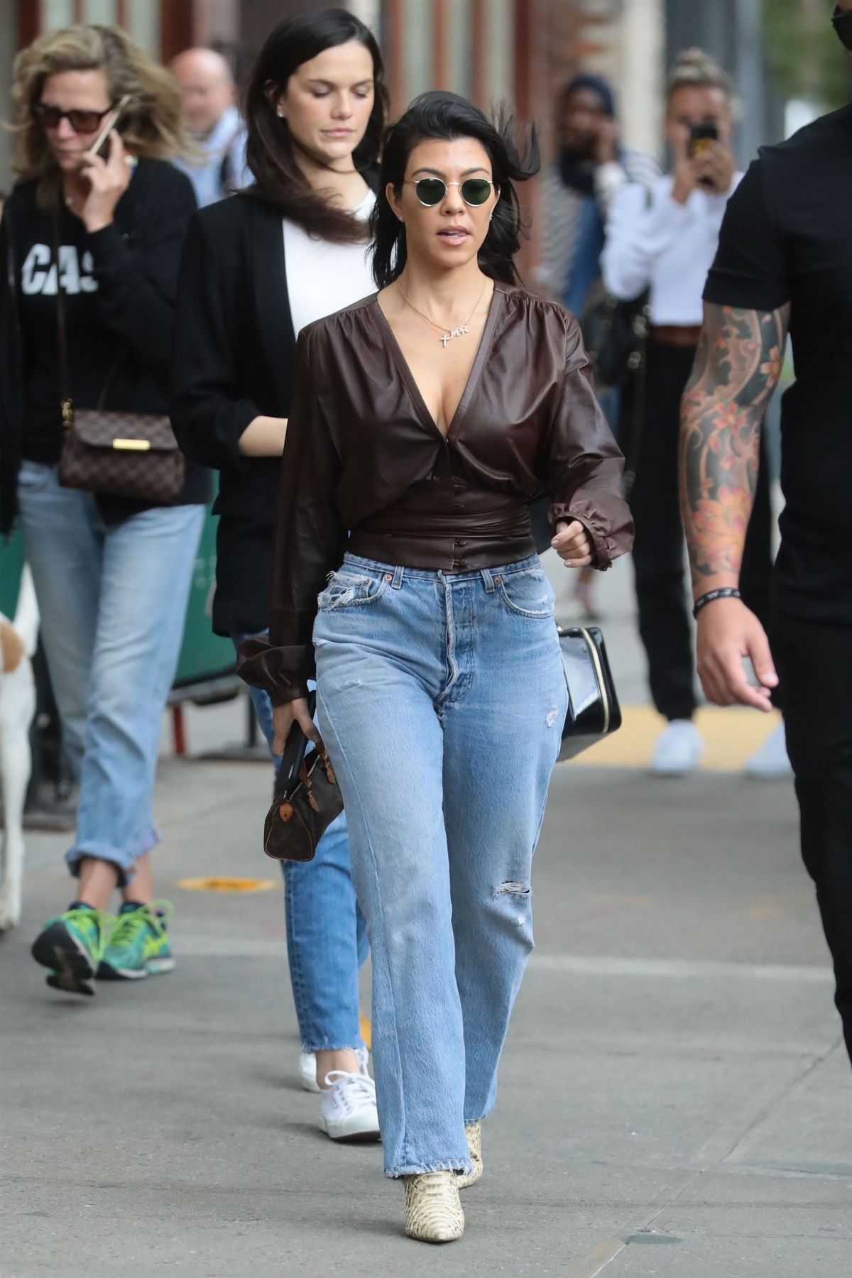KOURTNEY KARDASHIAN in Jeans Out in New York 06/06/2018 – HawtCelebs