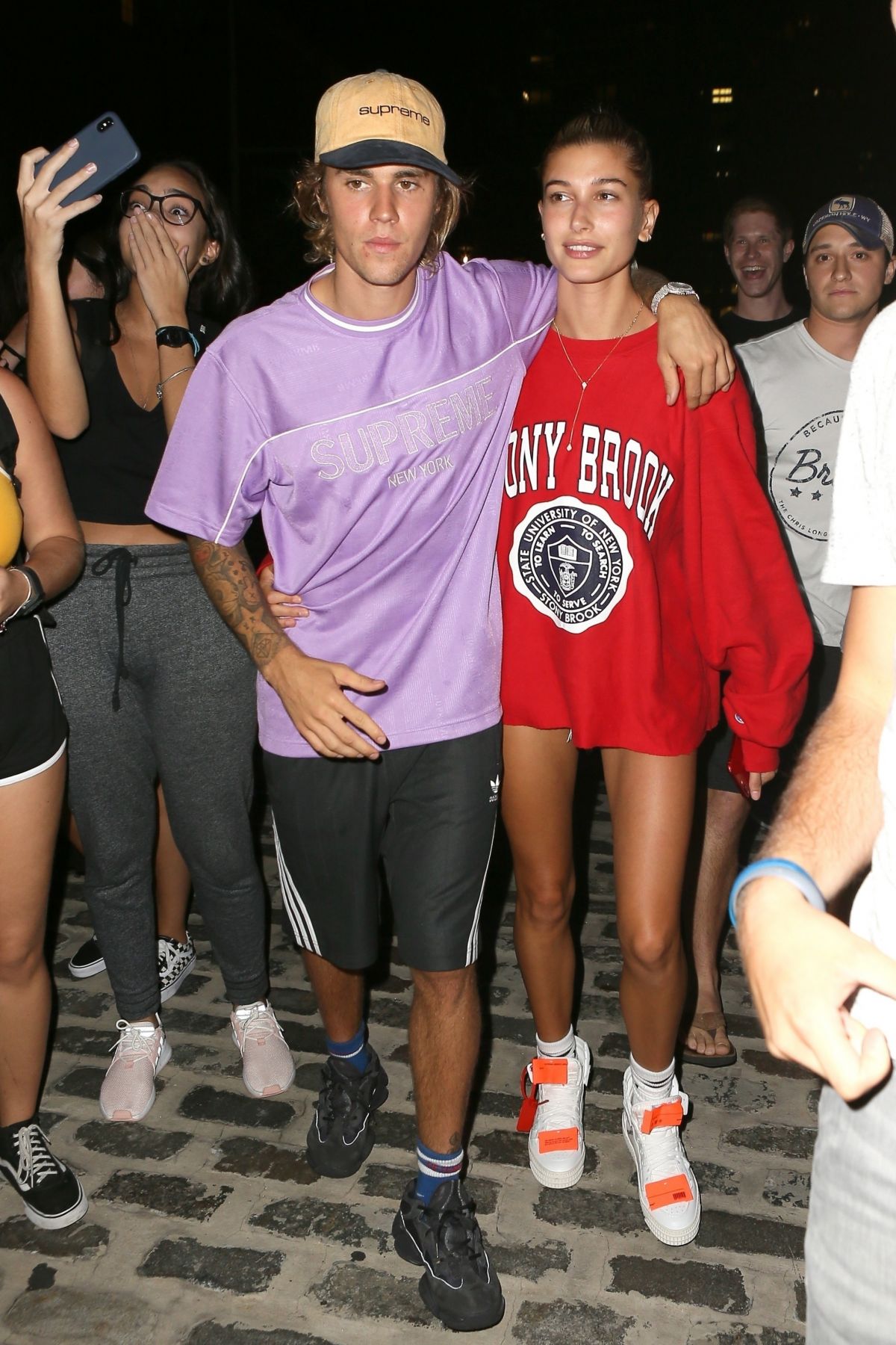 Hailey Baldwin And Justin Bieber Heading To A Movies In New
