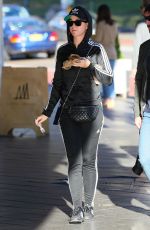 KATY PERRY Out Shopping on Oxford Street in Sydney 08/15/2018