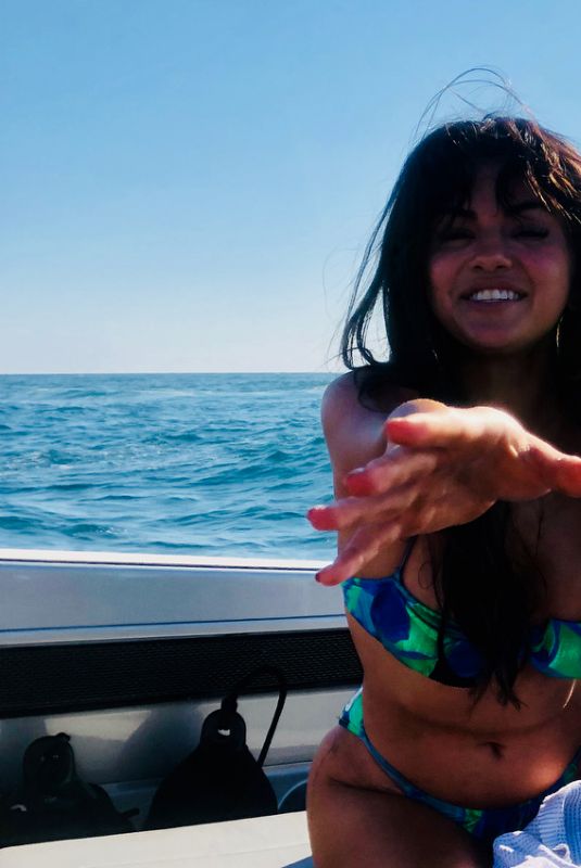 SELENA GOMEZ in Bikini at a Boat, 08/15/2018 Instagram Pictures