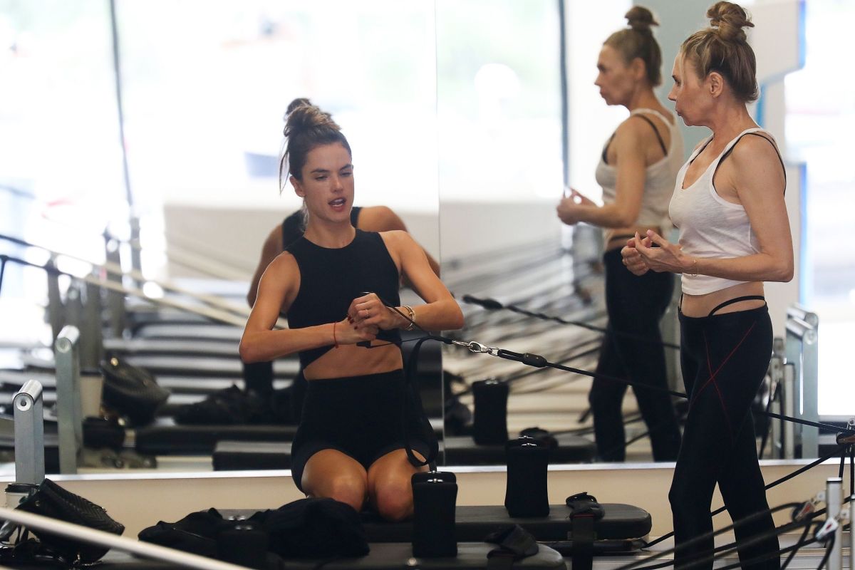 Alessandra Ambrosio - Outside a Pilates Class in LA 09/05/2019
