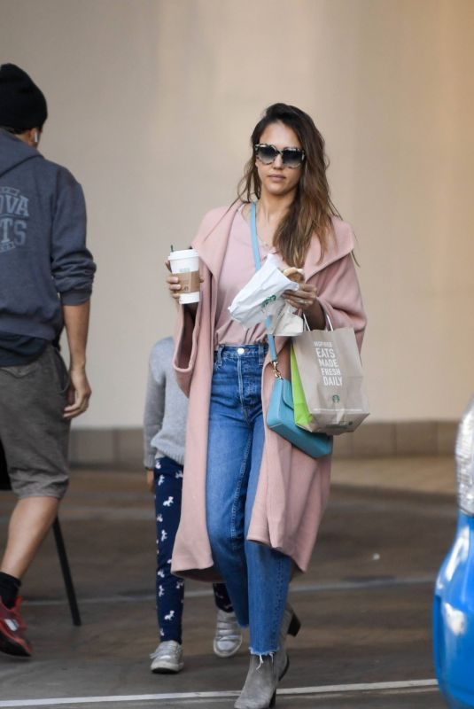 JESSICA ALBA Out for Breakfast in Los Angeles 10/29/2018
