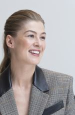 ROSAMUND PIKE at A Private War Press Conference in Beverly Hills 10/25/2018