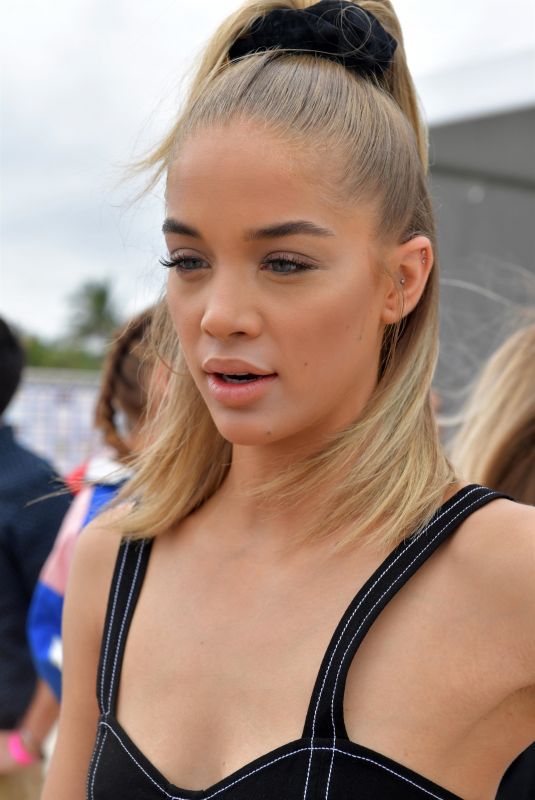 Jasmine Sanders At Sports Illustrated Swimsuit Soccer Event In Miami 11172018 Hawtcelebs 3300