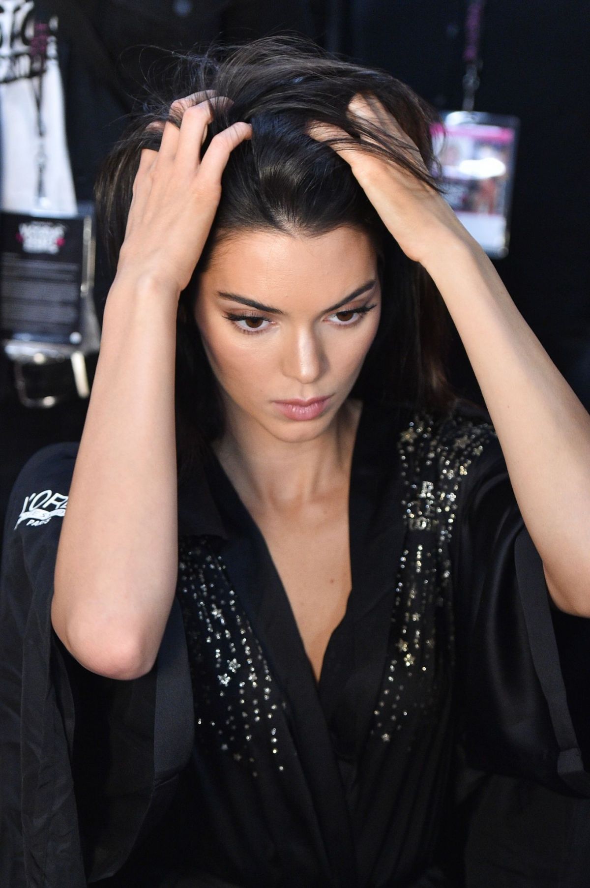 Kendall Jenner On The Backstage Of Victoria’s Secret Fashion Show In New York 11 08 2018