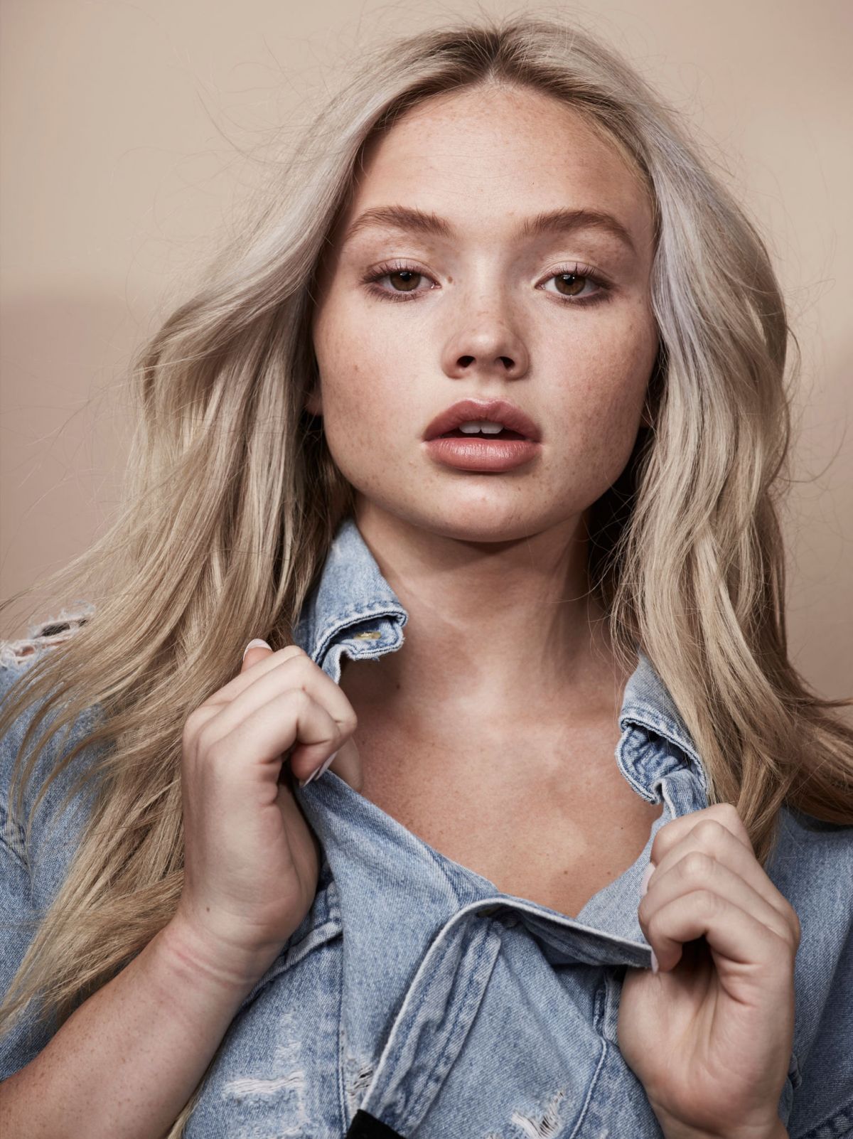 50+ Natalie Alyn Lind Background - Asuna Gallery