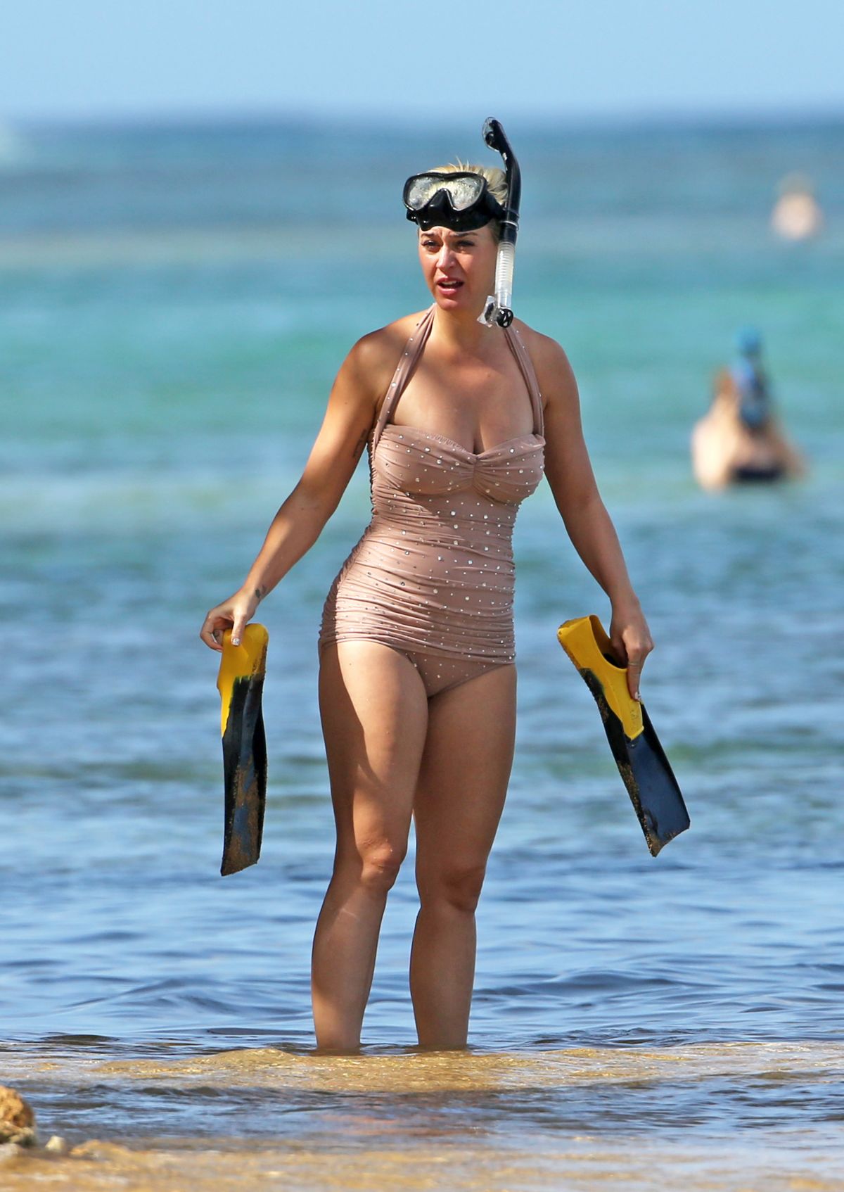 Katy Perry In Swimsuit Snorkeling In Hawaii 12242018 Hawtcelebs 