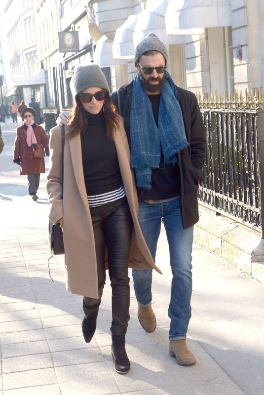 ABIGAIL SPENCER out with Her Boyfriend in Paris 01/21/2019 – HawtCelebs