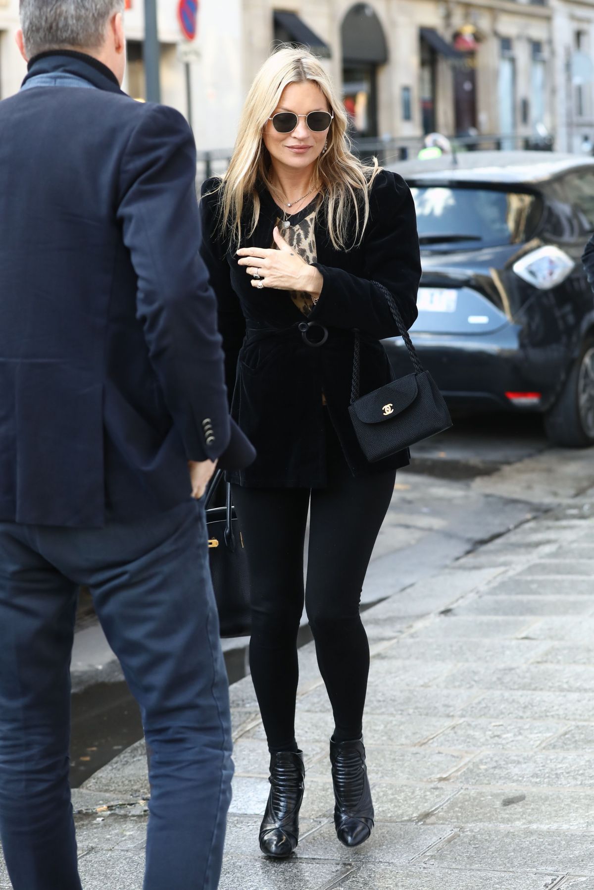 KATE MOSS Out and About in Paris 01/17/2019 – HawtCelebs