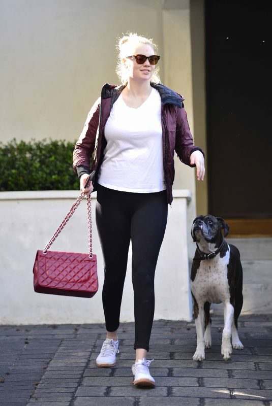 KATE UPTON Out With Her Dog in Los Angeles 01/31/2019