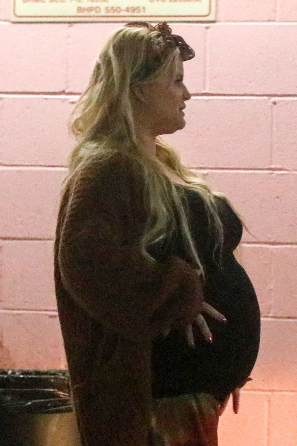 Pregnant Jessica Simpson Visiting Her Doctor In Los Angeles 02 05 2019 Hawtcelebs