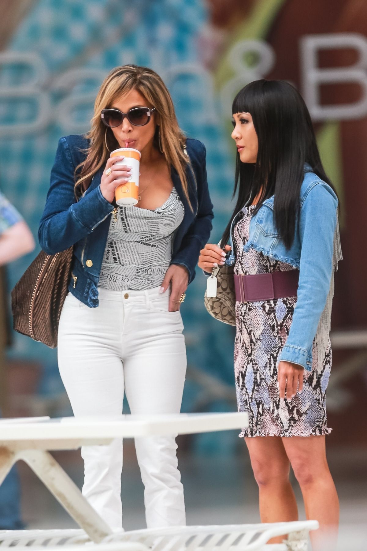 Jennifer Lopez And Constance Wu On The Set Of Hustlers In New York 03 26 2019 Hawtcelebs