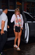 TAYLOR SWIFT Out and About in New York 04/22/2019