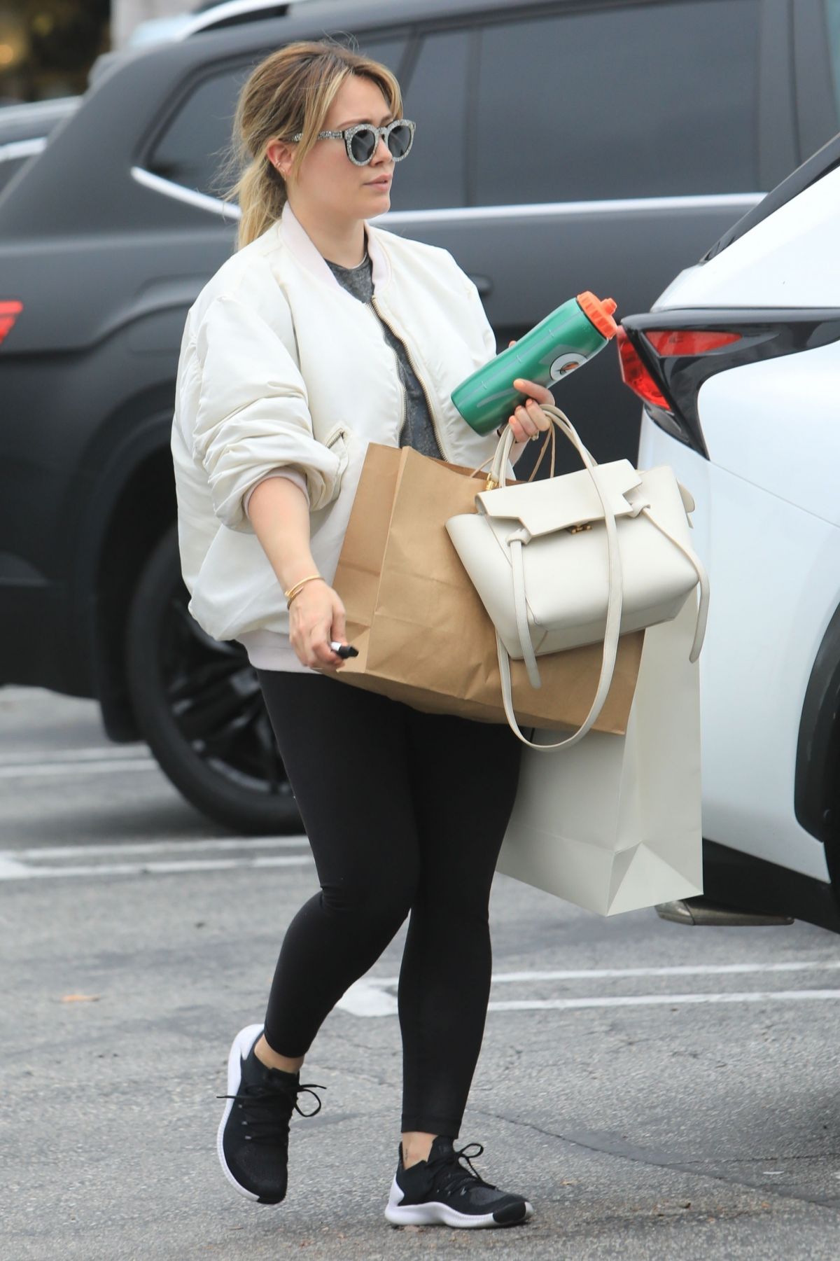 HILARY DUFF Out Shopping in Beverly Hills 06/17/2019 – HawtCelebs
