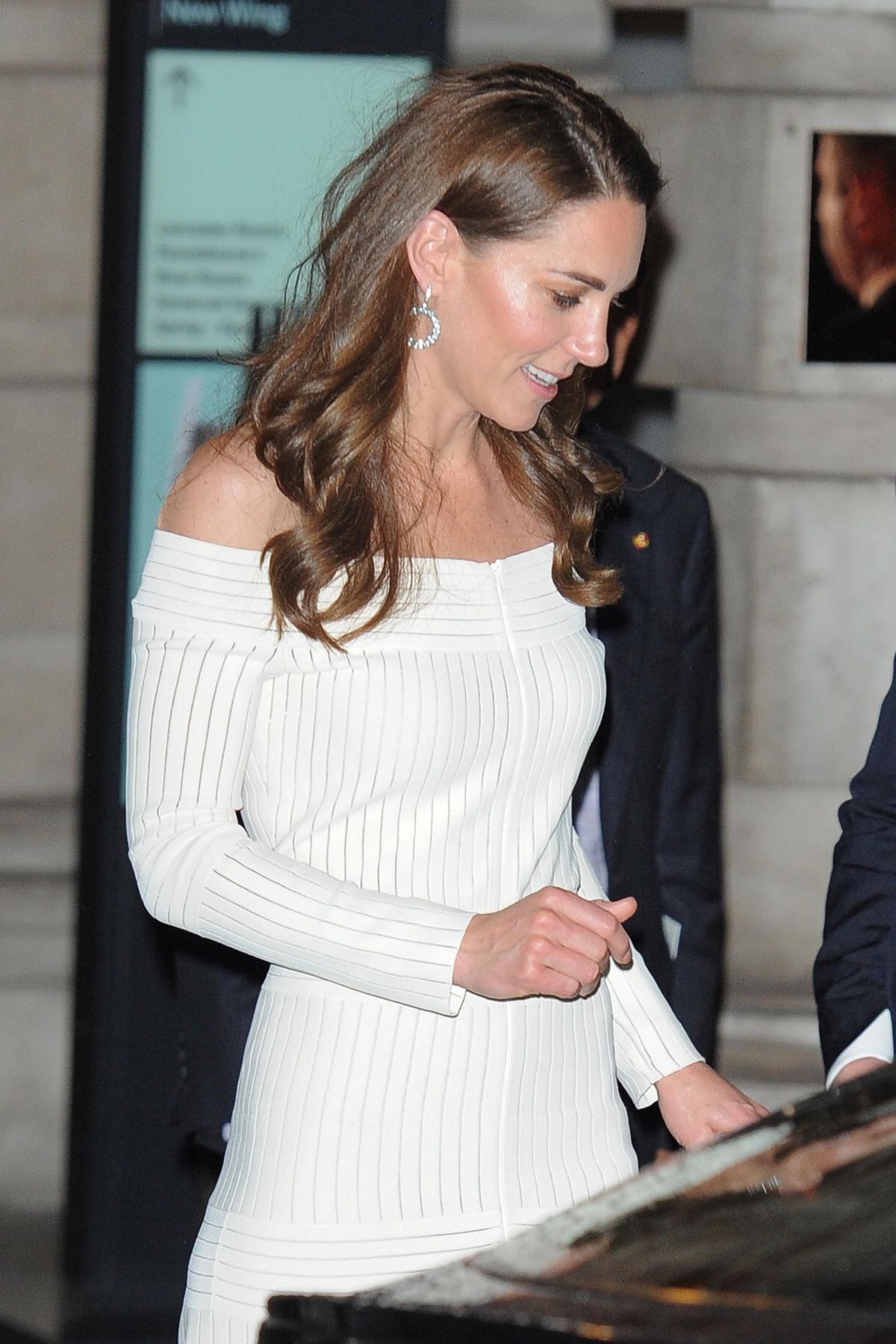 KATE MIDDLETON at First Annual Gala Dinner in Recognition of Addiction ...