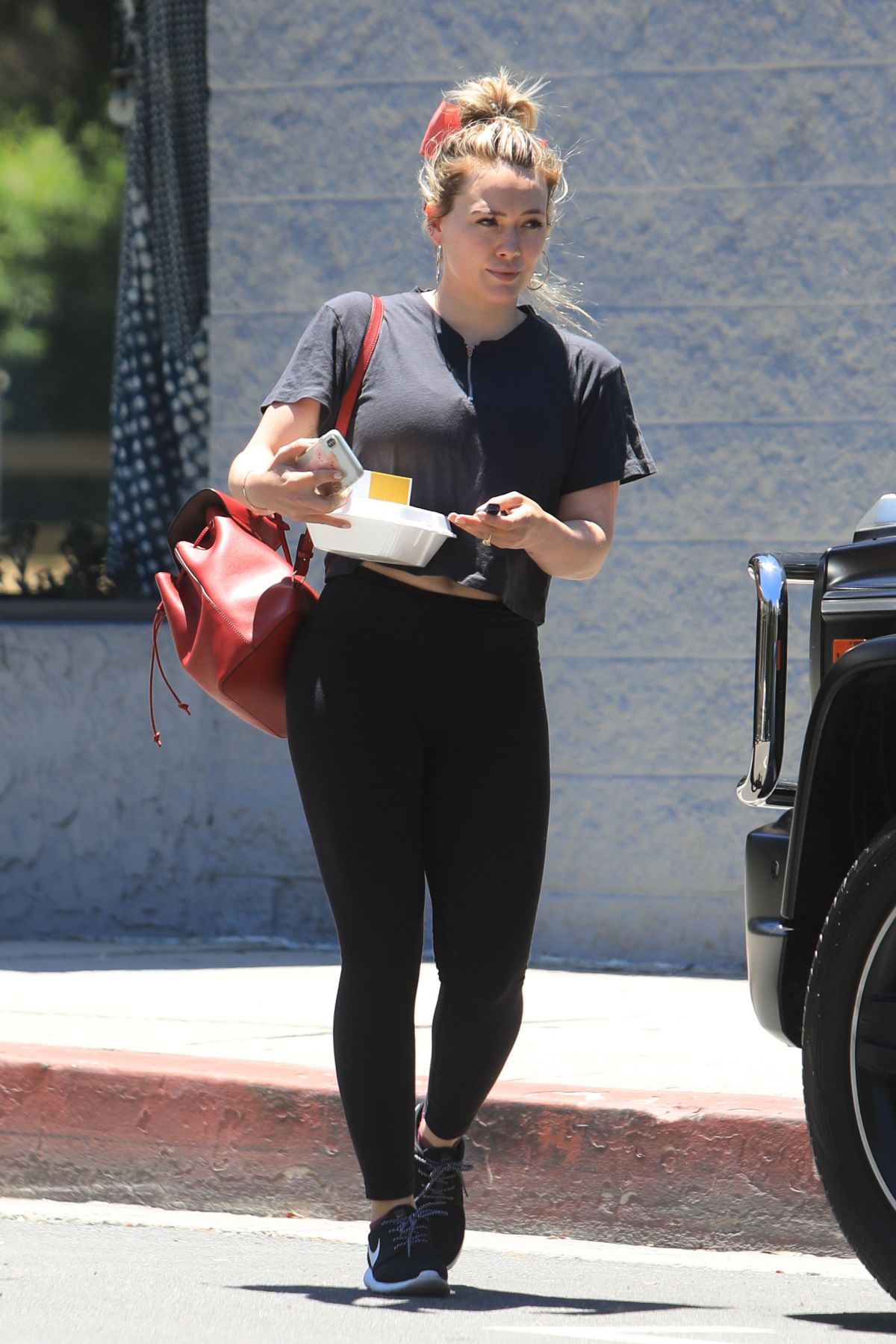 HILARY DUFF Leaves Pilates Class in Los Angeles 07/01/2019 – HawtCelebs