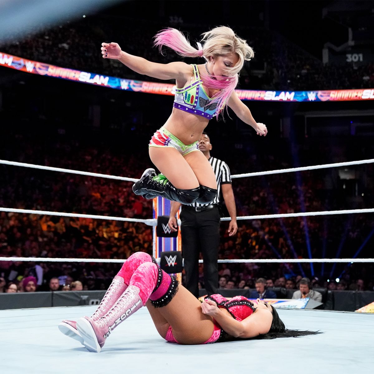 ALEXA BLISS – WWE Summerslam in Toronto 08/11/2019 – HawtCelebs