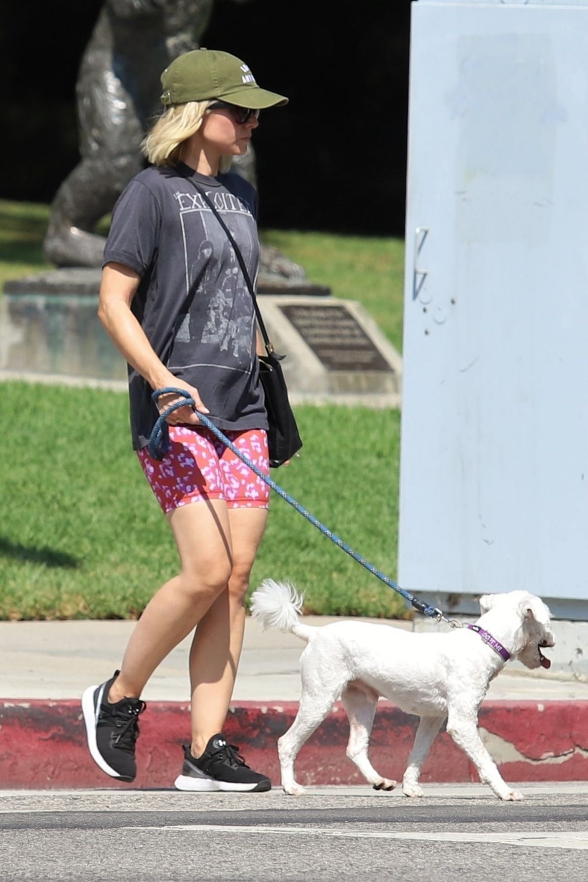 KRISTEN BELL Out with Her Dog in Los Angeles 09/18/2019 – HawtCelebs