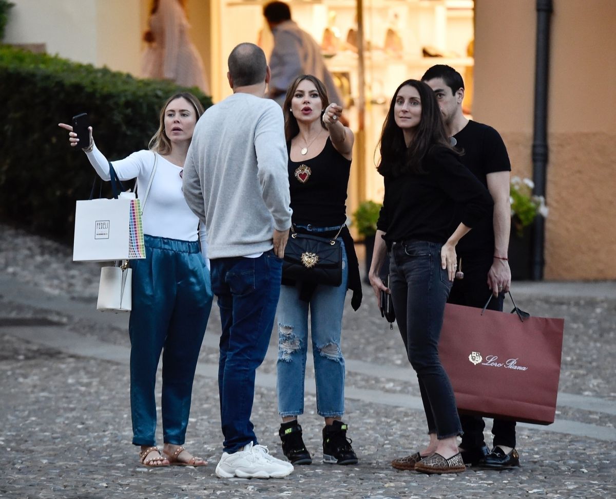 SOFIA VERGARA Out Shopping in Portofino 09/24/2019 – HawtCelebs