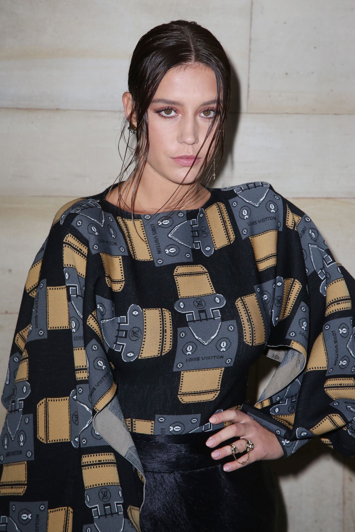 Adele Exarchopoulos Louis Vuitton number (Adele-ExarchopoulosLouis Vuitton  number,.jpg) Image - 23148465 