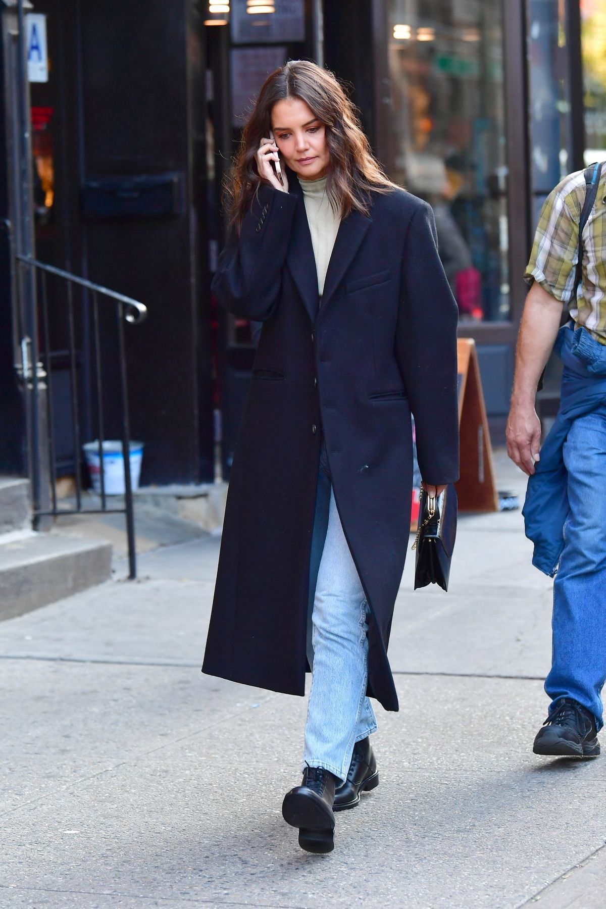 KATIE HOLMES Out in New York 10/15/2019 – HawtCelebs