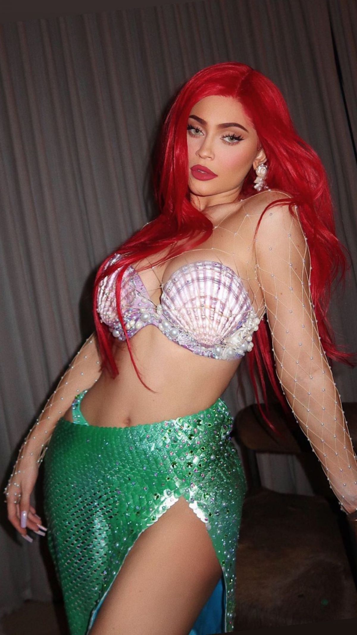 Kylie Jenner Transformed Into A Stunning Ariel At The Halloween Party In Beverly Hills Rocking 