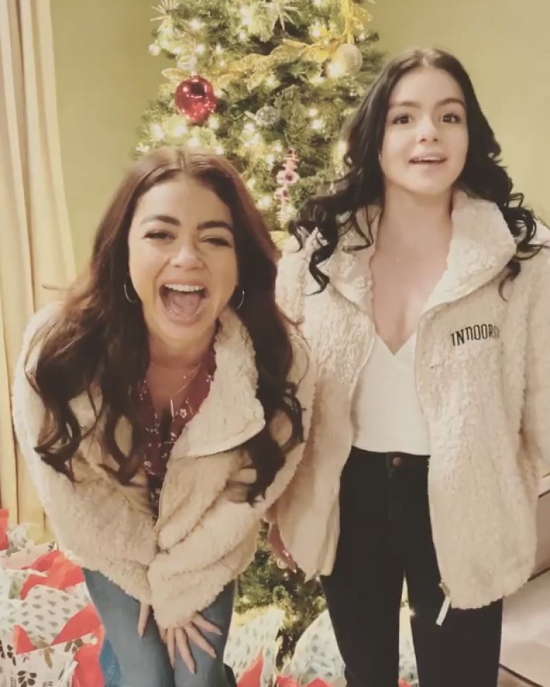 Sarah Hyland And Ariel Winter Instagram Photos 11062019 Hawtcelebs 