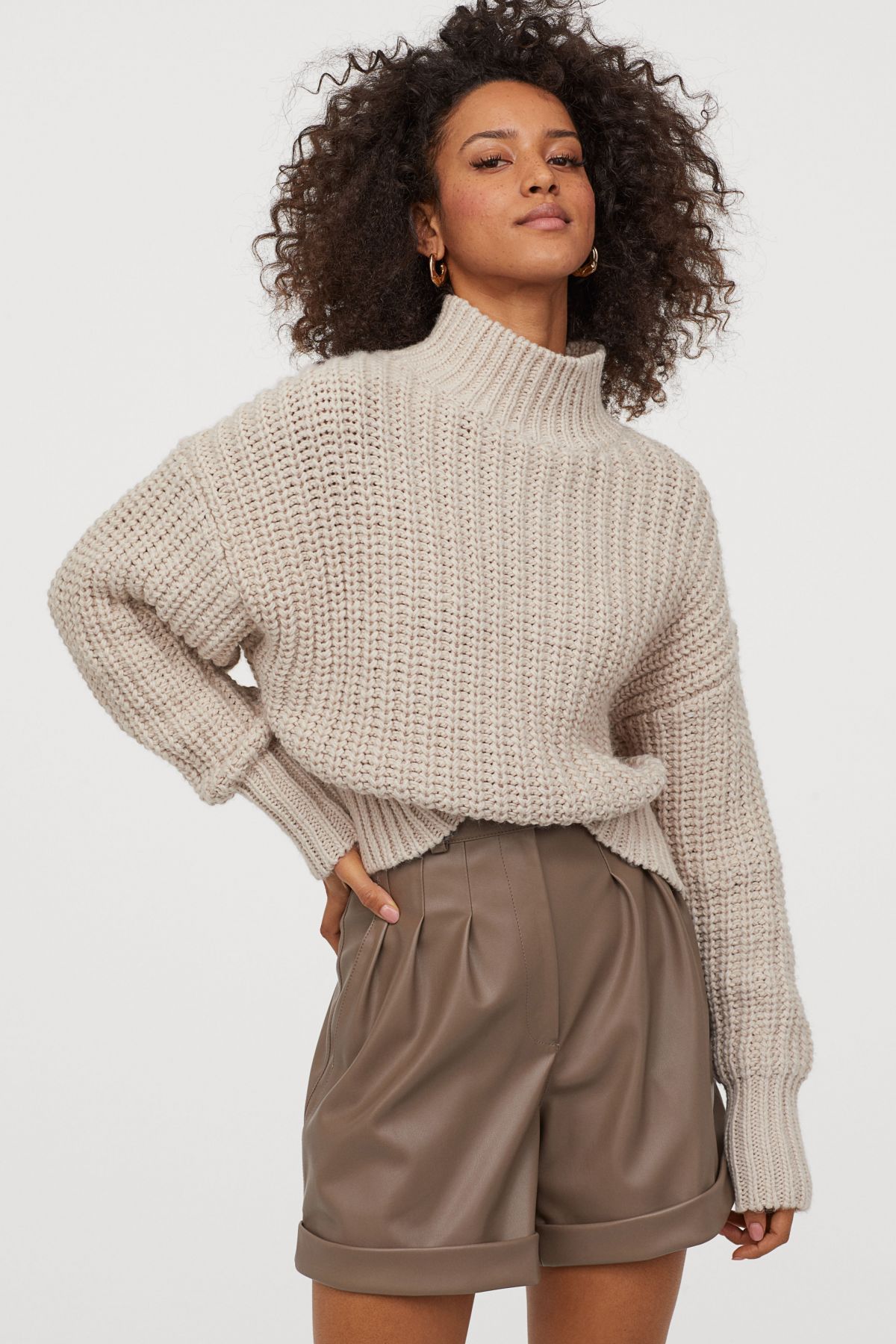FLORA CARTER for H&M, December 2019 – HawtCelebs