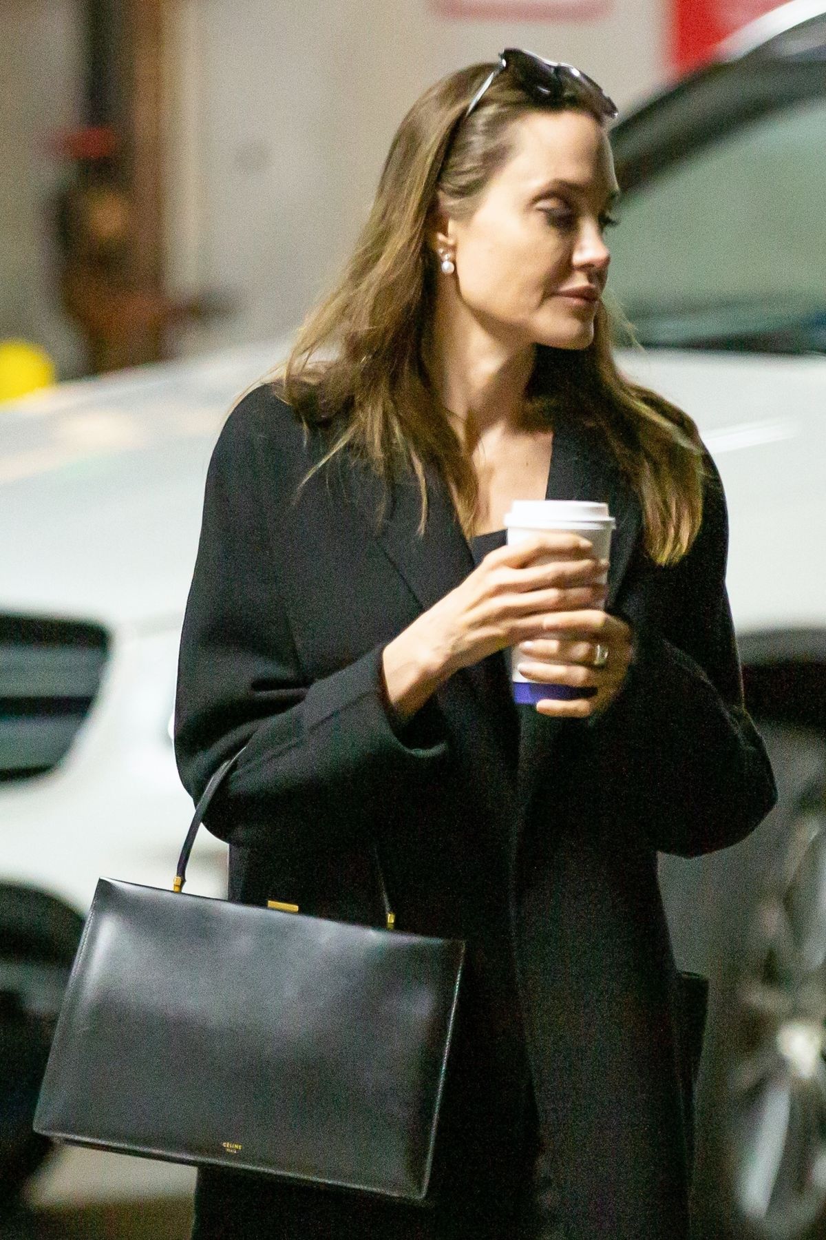 ANGELINA JOLIE Out Shopping in Los Angeles 01/05/2020 – HawtCelebs
