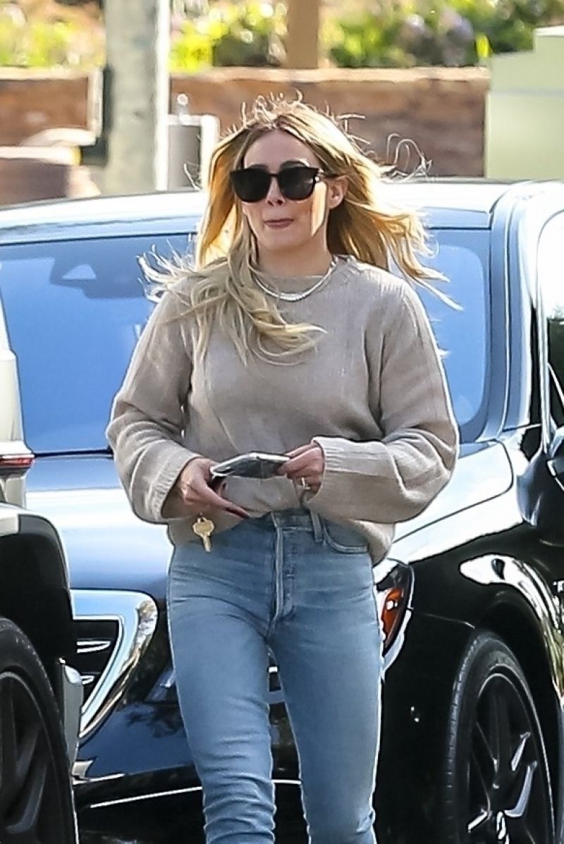 HILARY DUFF Out in Beverly Hills 02/13/2020 – HawtCelebs