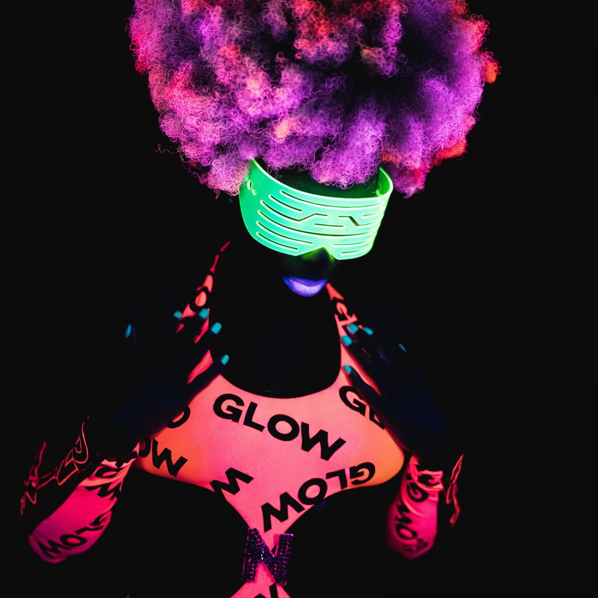 WWE – Naomi, Glow In The Dark Photoshoot – HawtCelebs