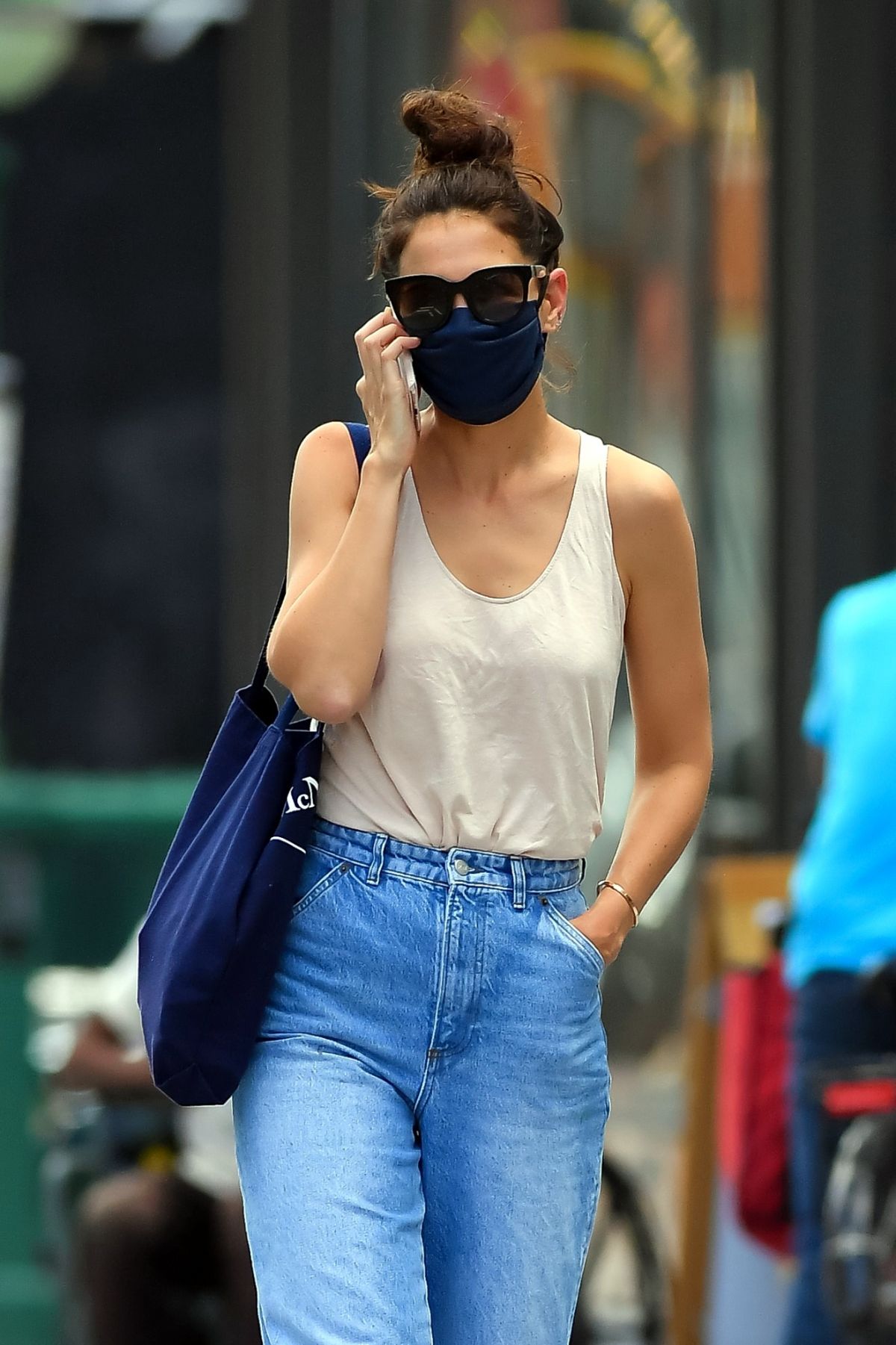 Katie Holmes In Denim Out In New York 08222020 Hawtcelebs 