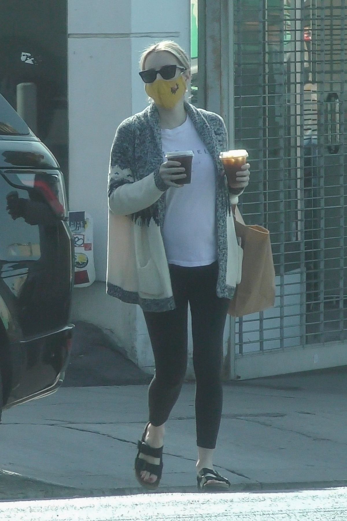 Pregnant EMMA ROBERTS Out for Coffee in Los Feliz 09/29/2020 – HawtCelebs