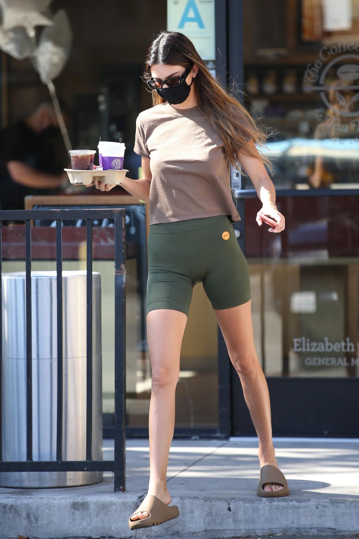 KENDALL JENNER in Yoga Pants at Coffee Bean & Tea Leaf in Beverly Hills