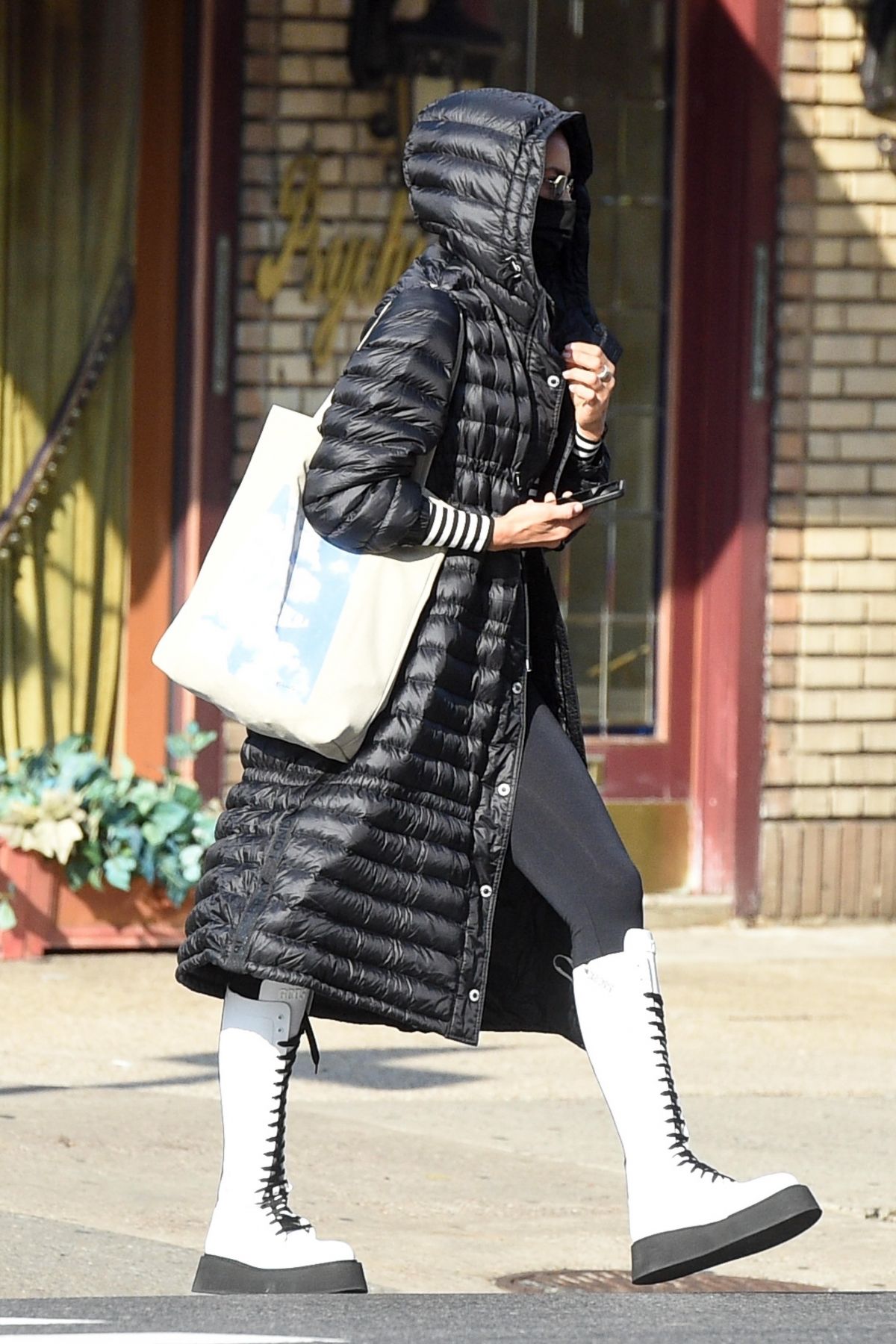 IRINA SHAYK Out Shopping in New York 12/11/2020 – HawtCelebs