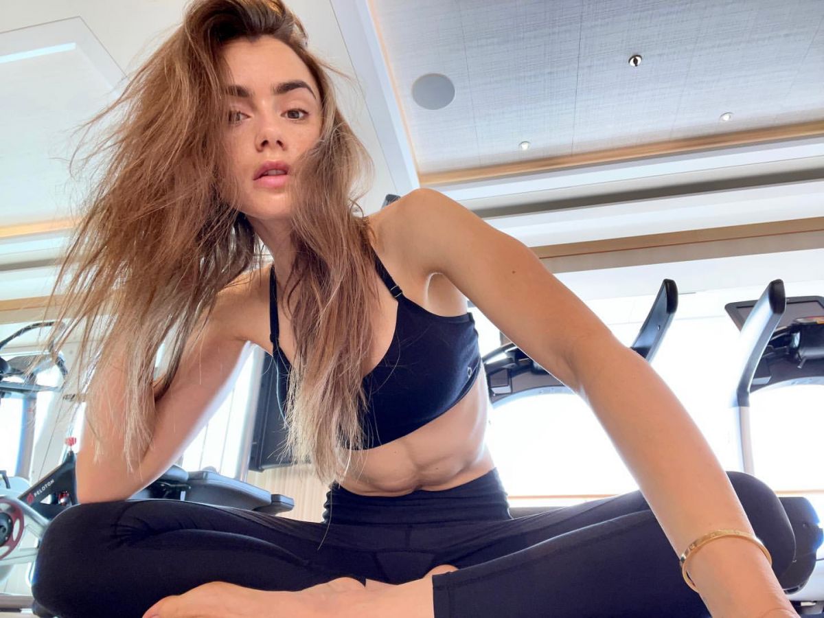 Lily Collins At A Gym Instagram Photos 12 23 2020 Hawtcelebs