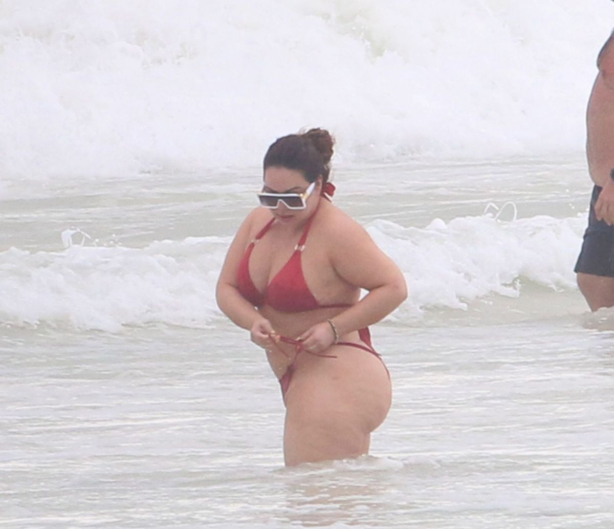 Chiquis rivera thong