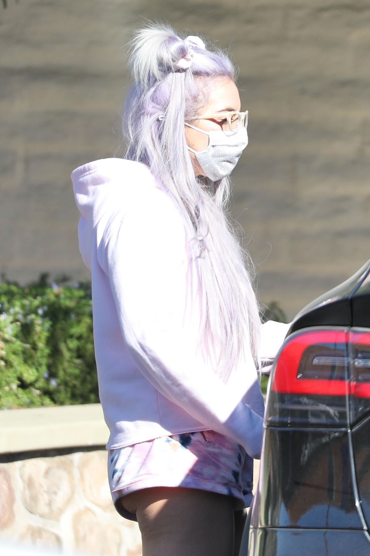 lady-gaga-out-for-groceries-shopping-in-malibu-12-31-2020-1.jpg