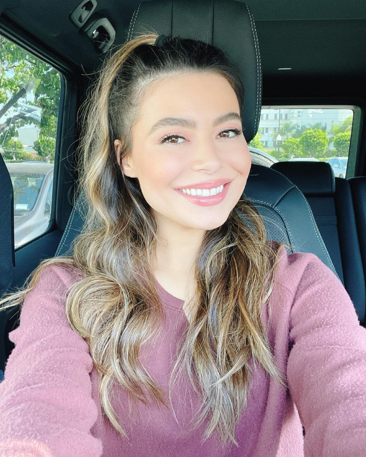 Miranda cosgrove instagram