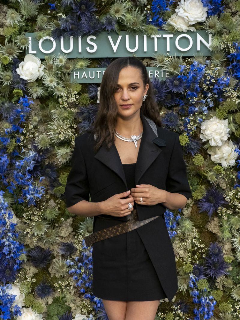 Alicia Vikander Louis Vuitton Haute-Joaillerie Dinner July 1, 2021 – Star  Style