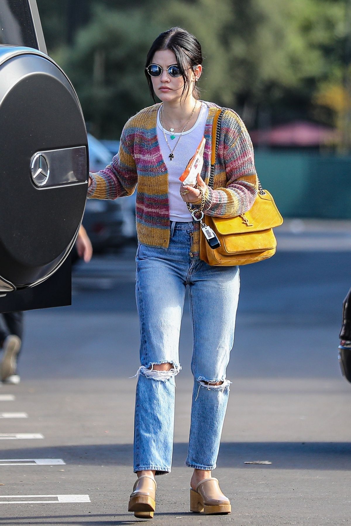 LUCY HALE Shopping at Erewhon Market in Los Angeles 12/20/2021 – HawtCelebs