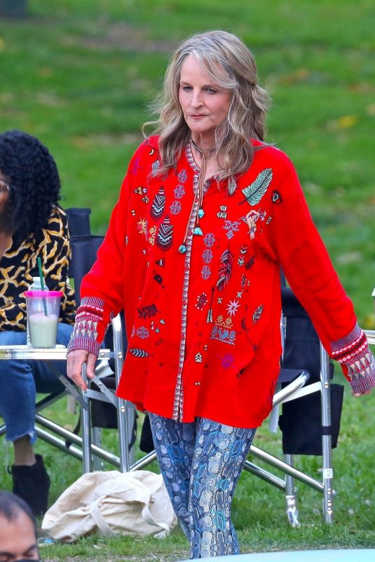 HELEN HUNT on the Set of Blindspotting at a Park in Los Angeles 02/15
