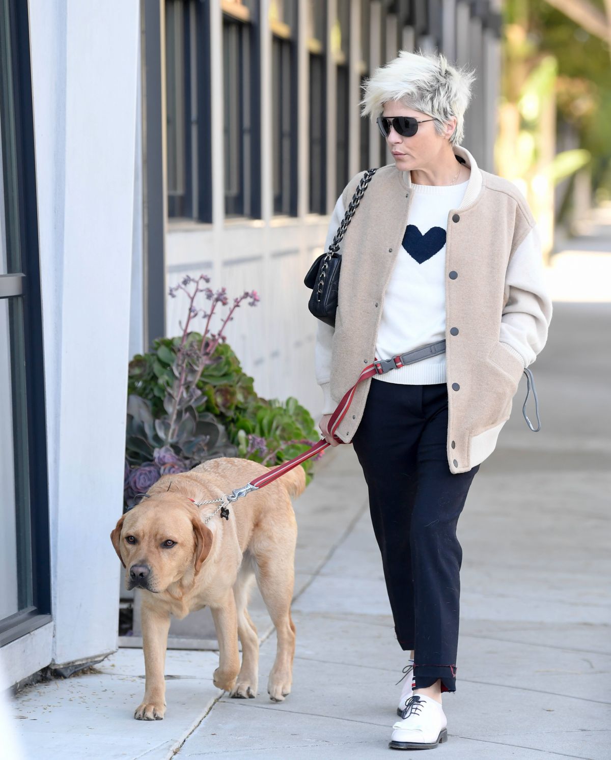 SELMA BLAIR Out with Her Dog in West Hollywood 02/03/2022 – HawtCelebs