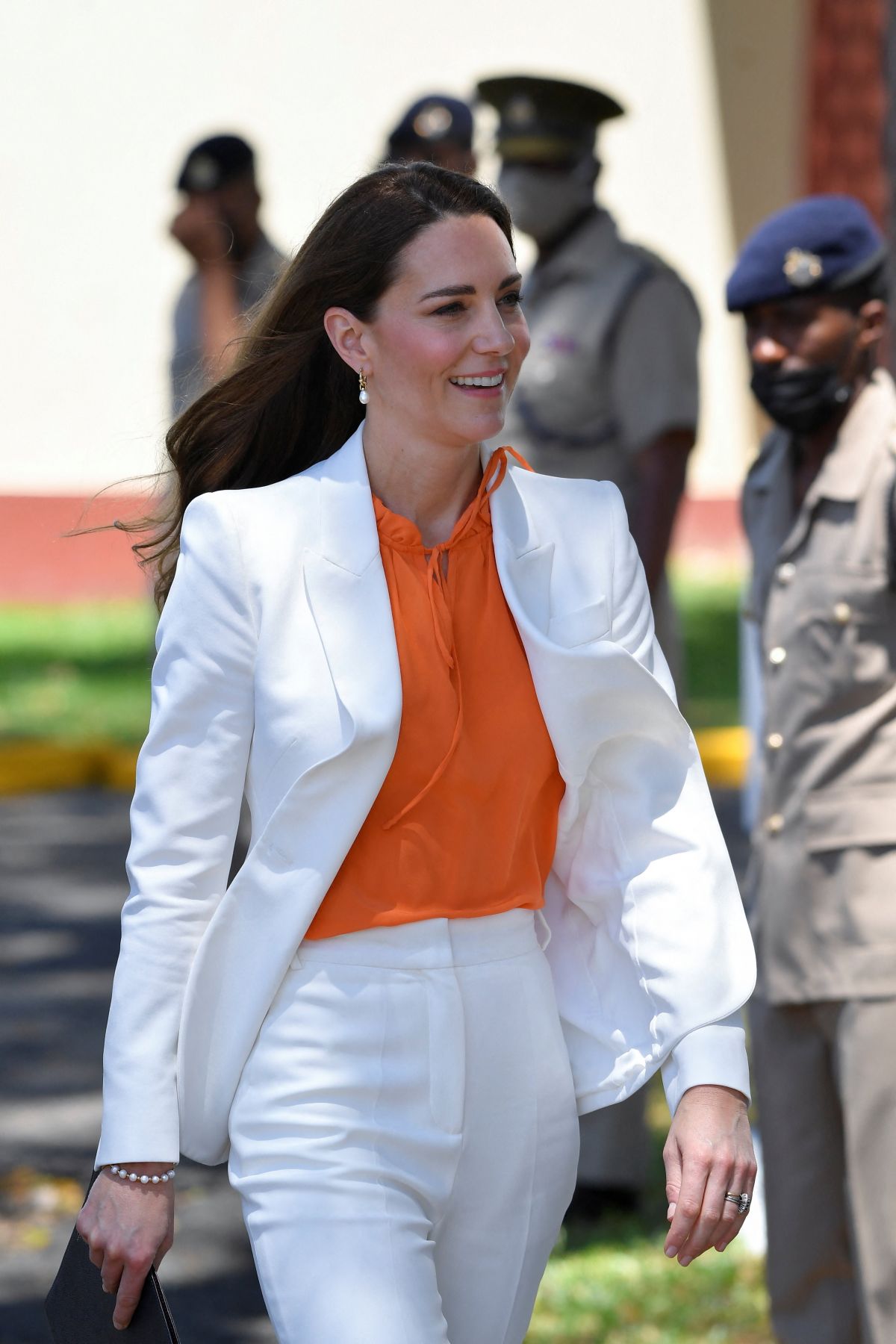 KATE MIDDLETON at Official Meeting with Prime Minister of Jamaica ...