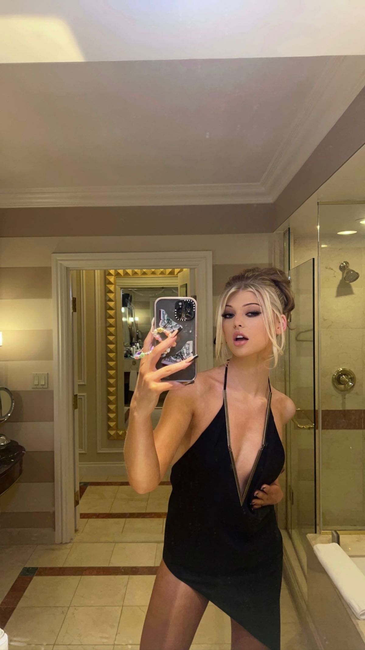 Loren Gray – Instagram Photos And Video 04 04 2022 – Hawtcelebs