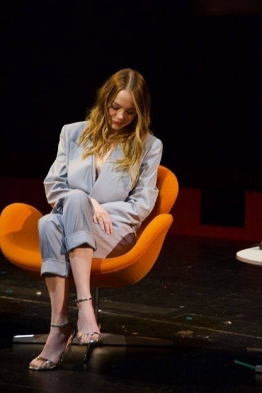 Emma Stone Elevates Power Suit in Plunging Blazer & Heels for 'Bleat' –  Footwear News