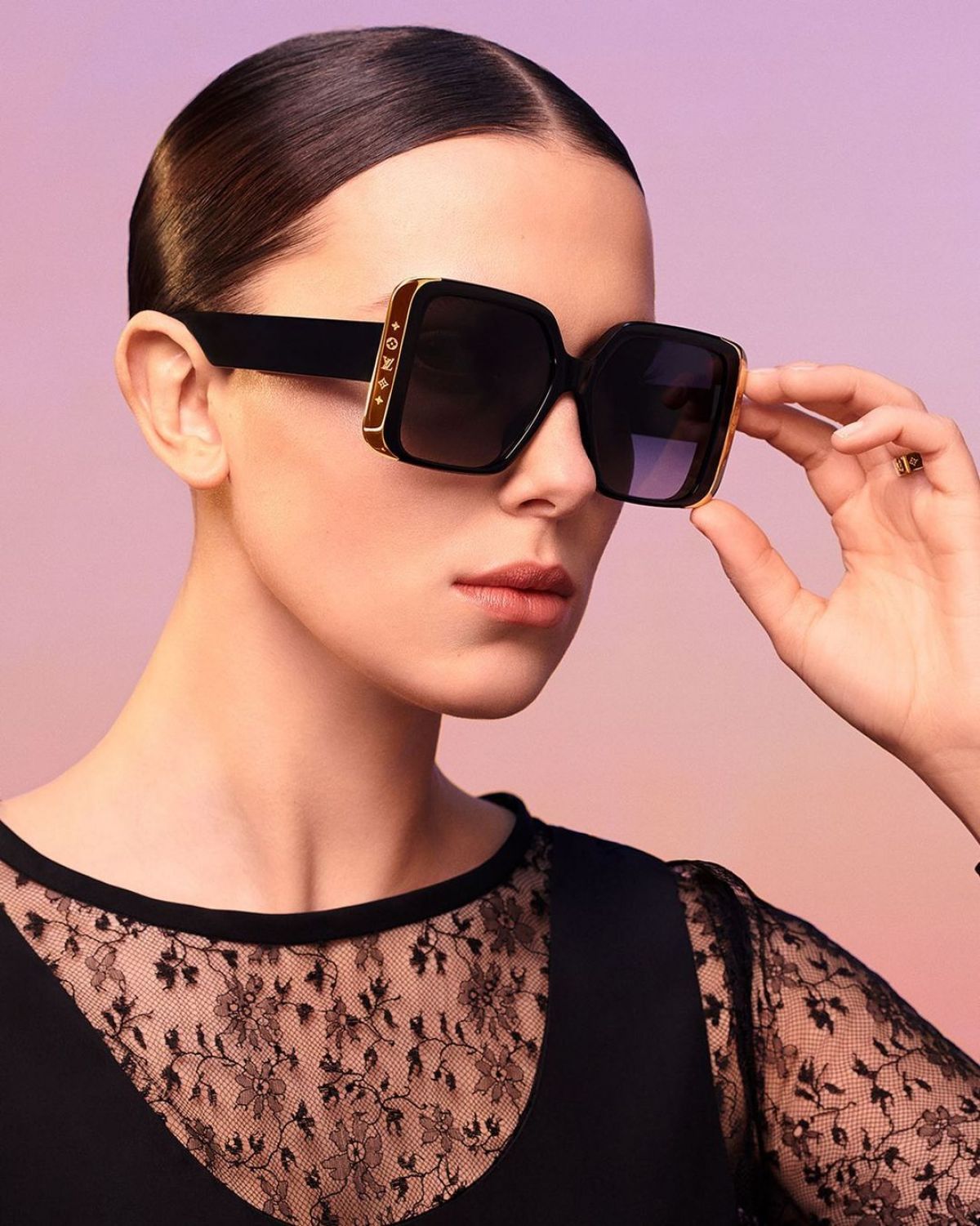 MILLIE BOBBY BROWN for Louis Vuitton Sunglasses Sprinng 2022 Campaign –  HawtCelebs