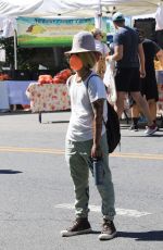 LINDA PERRY at a Farmers Market in Los Angeles 07/10/2022