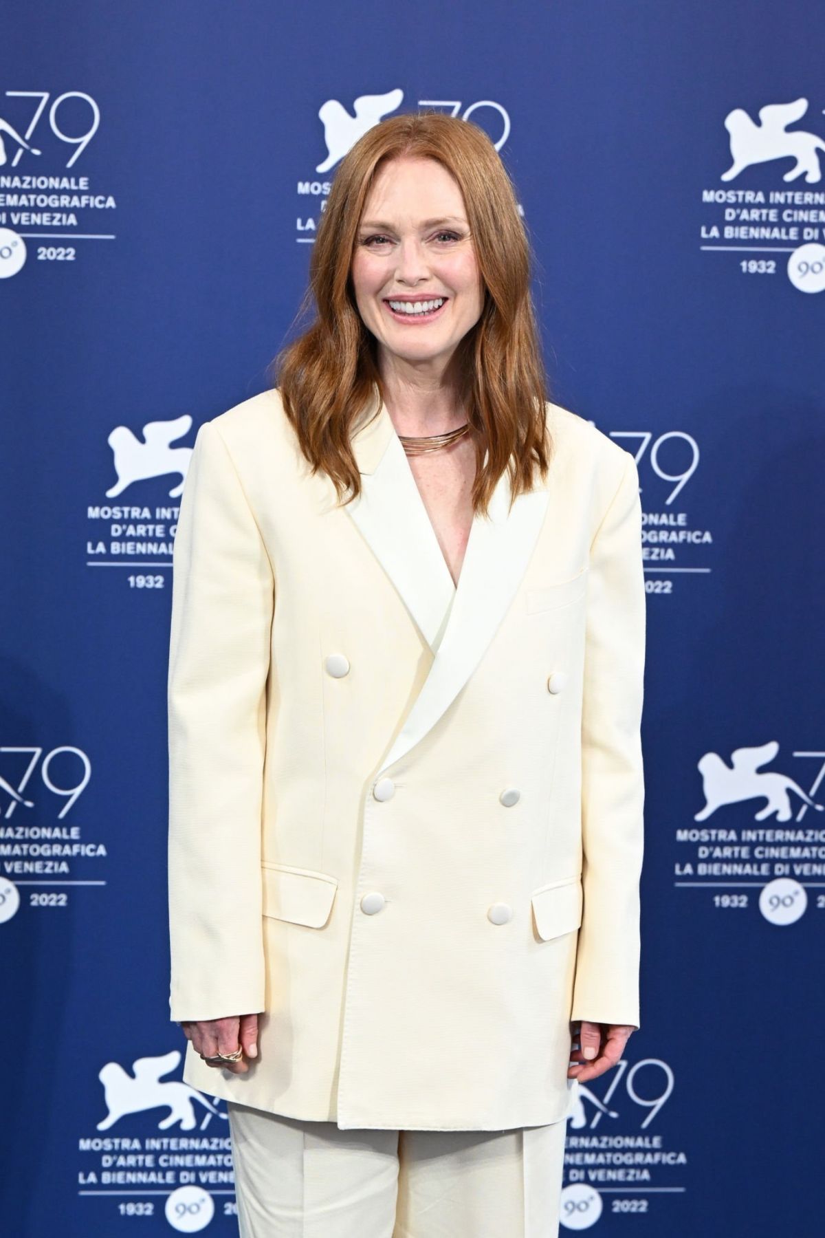 JULIANNE MOORE at Jury Photocall at 79th Venice International Film